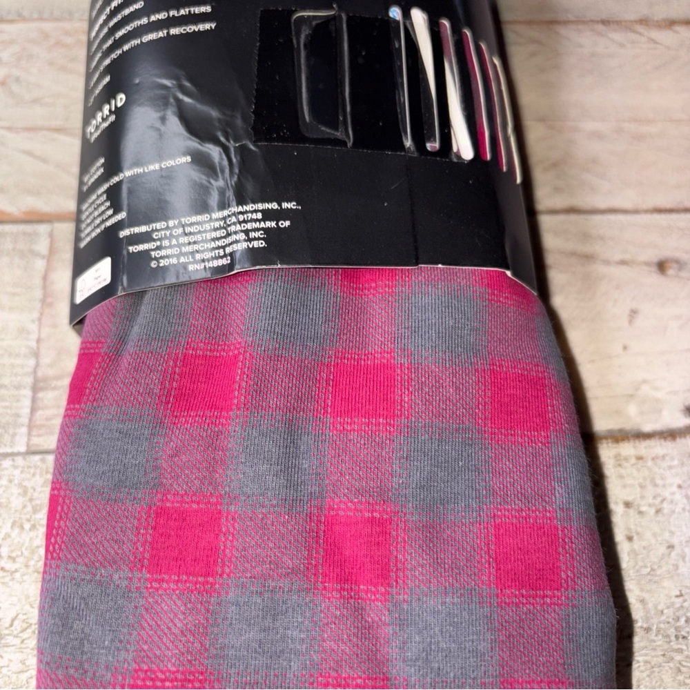 TORRID FULL LENGTH SIGNATURE WAIST PREMIUM LEGGINGS SIZE 5X Scarlett Plaid - Picture 15 of 15